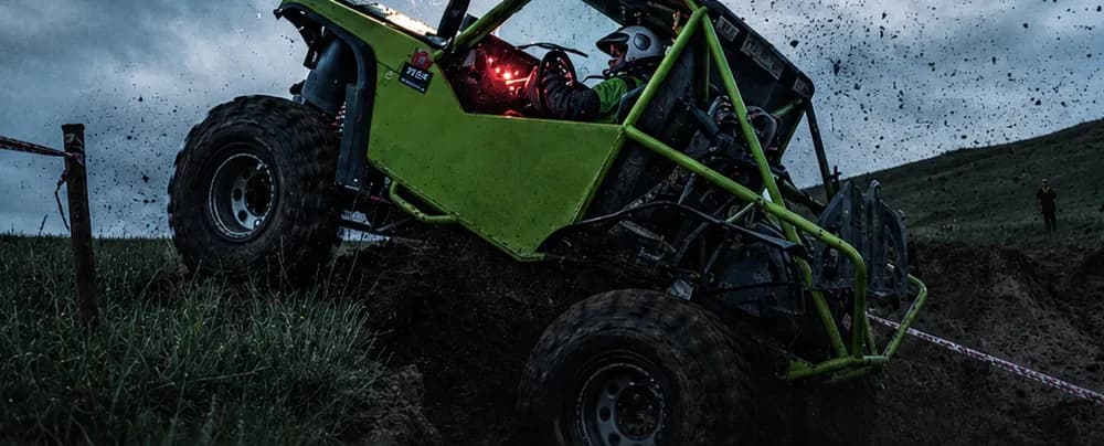 Vehículo off-road con suspensión TRE